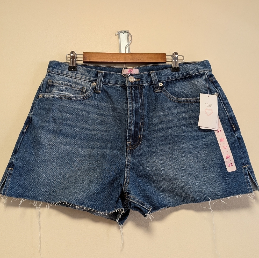 Juicy Couture Denim Cutoff Shorts Size 32 Blue Y2K Heart Patch NWT